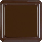 Berker 471801 Schuko-Steckdose mit Klappdeckel und Rahmen wg Up IP44 braun glänzend 
