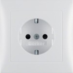 Berker 47229909 Schuko-Steckdose mit Abdeckplatte u erhöhter Berührungsschutz S.1/B.3/B.7 polarweiß matt 