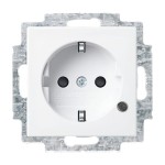 Busch-Jaeger 20 EUCBL-914 Schuko-Steckdose mit LED Kontrolllicht alpinweiß 2CKA002013A5395 
