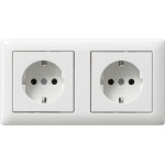 Gira 479303 SCHUKO-Steckd. 2f verdr. + Rahmen Standard 55 Reinweiß 