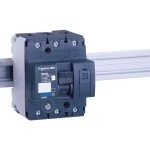 Schneider 18766 Leistungsschalter NG125L, 3P, 63A, B Charakteristik 