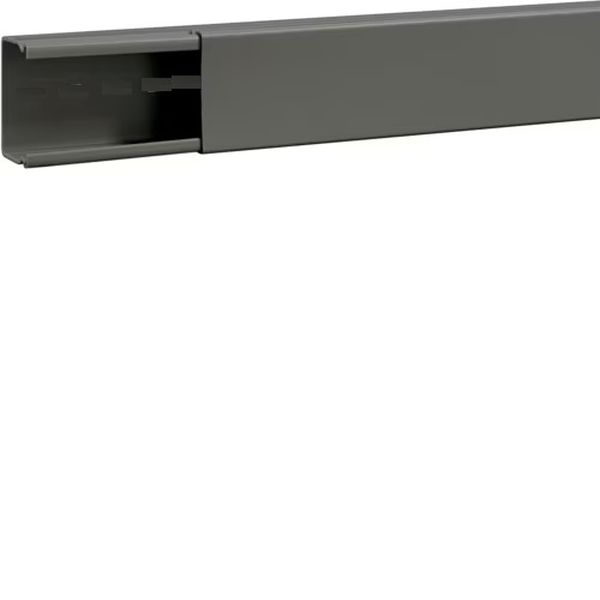 Hager B4006007030O Verdrahtungskanal ohne Boden-/Seitenstanzung aus PVC BA6 40x60mm steingrau 2 Meter