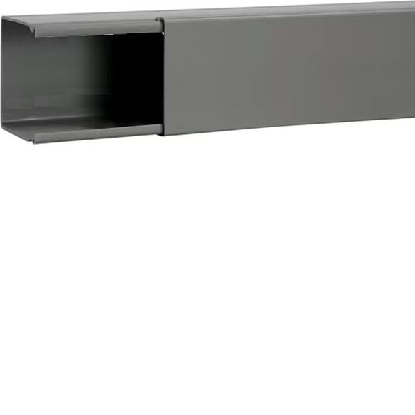 Hager B8008007030O Verdrahtungskanal ohne Boden-/Seitenstanzung aus PVC BA6 80x80mm steingrau 2 Meter