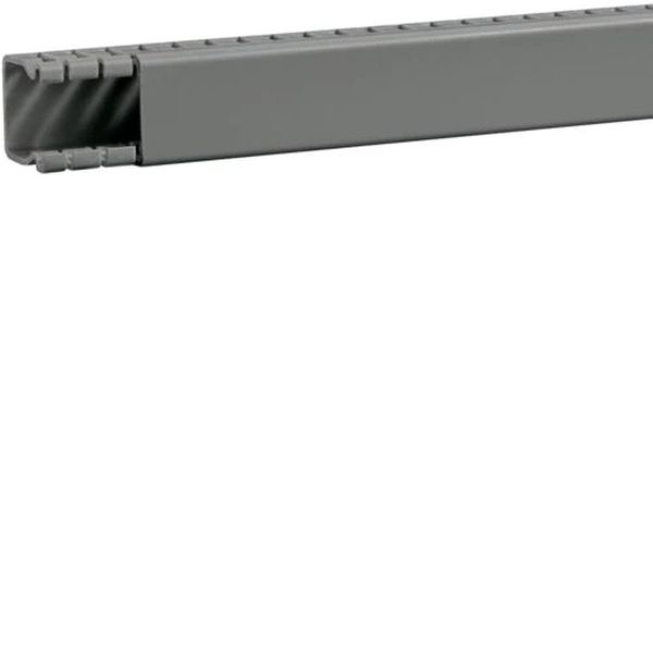 Hager BA63002507030O Verdrahtungskanal ohne Bodenstanzung aus PVC BA6 30x25mm steingrau 2 Meter