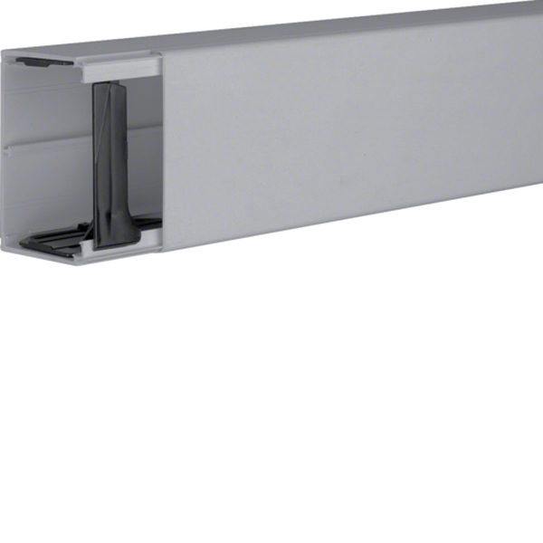 Hager LF6009007030 Leitungsführungskanal aus PVC LF 60x90mm steingrau 2 Meter